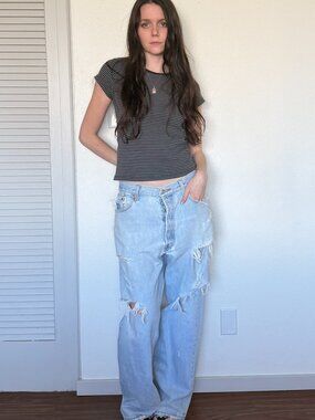 Y2K Distressed Levi's Jeans (38) blue denim vintage bootcut high rise grunge